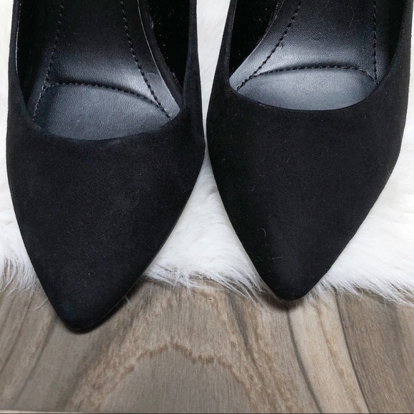 BCBG GENERATION PUMPS - Picture 7 of 9
